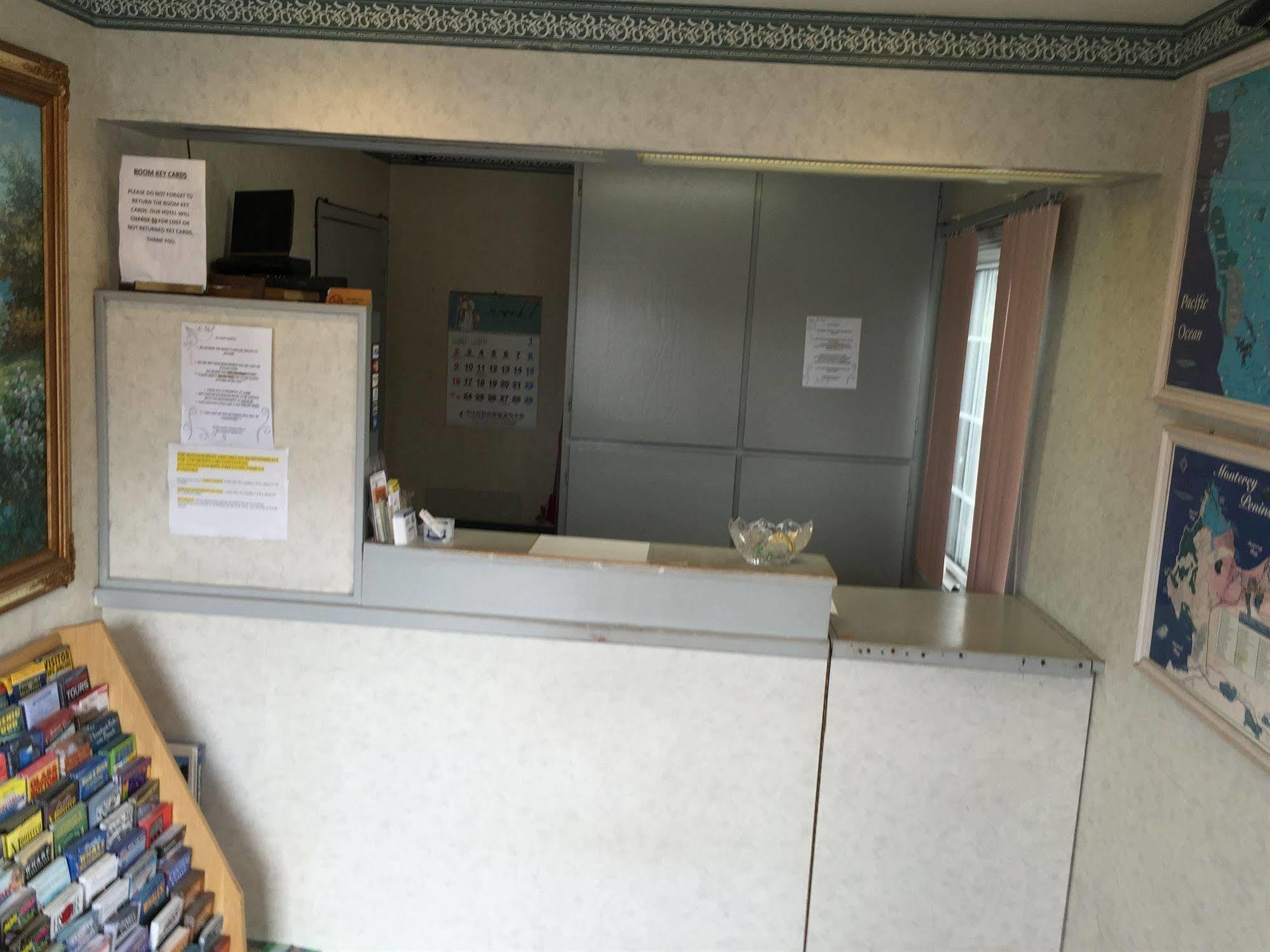 Casa Verde Inn Монтерей Екстериор снимка