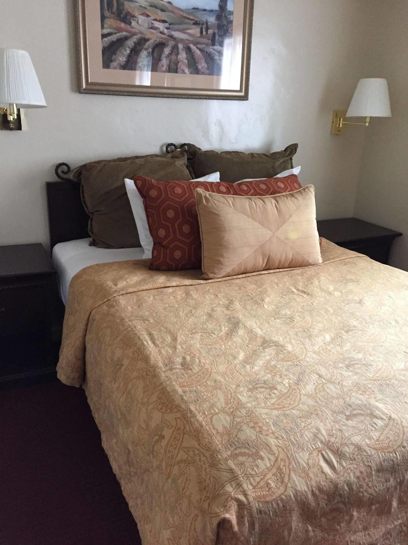 Casa Verde Inn Монтерей Екстериор снимка